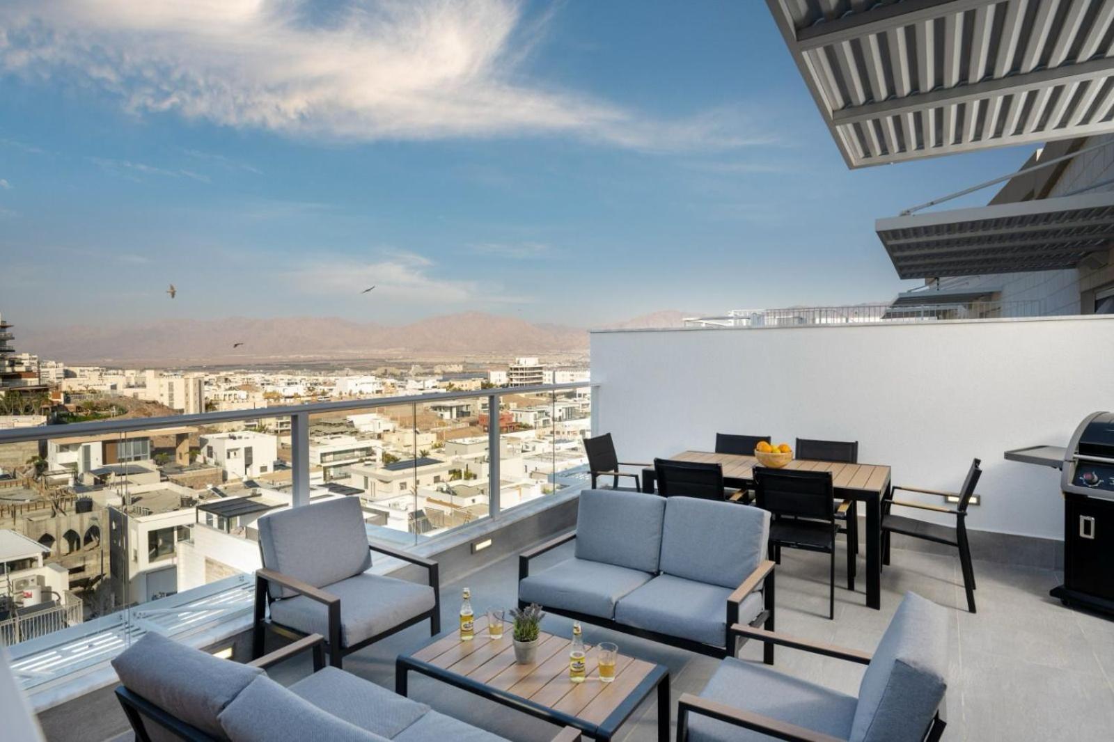 Apartamento Mountain And Sea View - Penthouse With Private Pool Eilat Exterior foto
